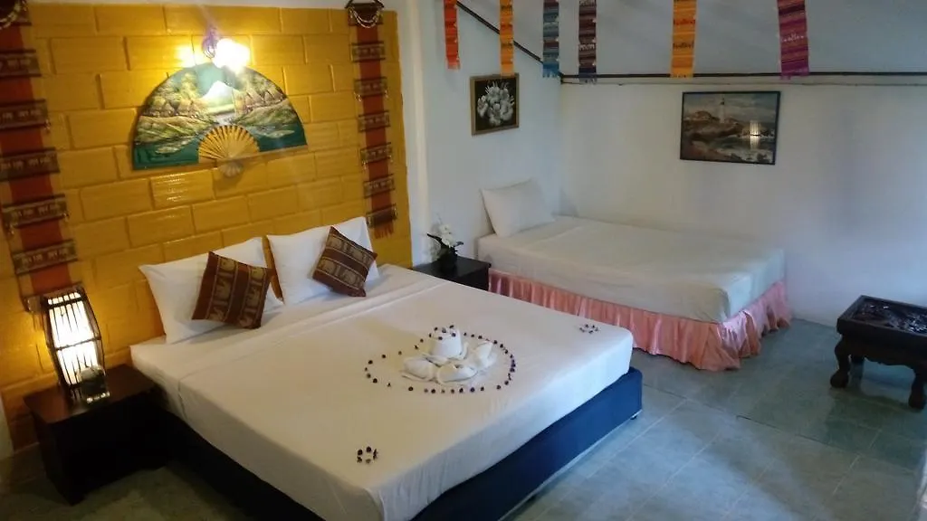 Lanta Dareen Resort Ko Lanta 2*,  Thaiföld